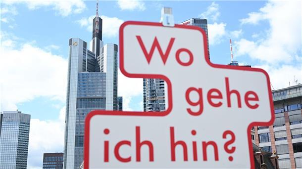 Commerzbank-Chefin bleibt nach Unicredit-Zukäufen gelassen Seit Herbst sorgen die Begehrlichkeiten der Unicredit für Unruhe in Frankfurt. (Archivbild)